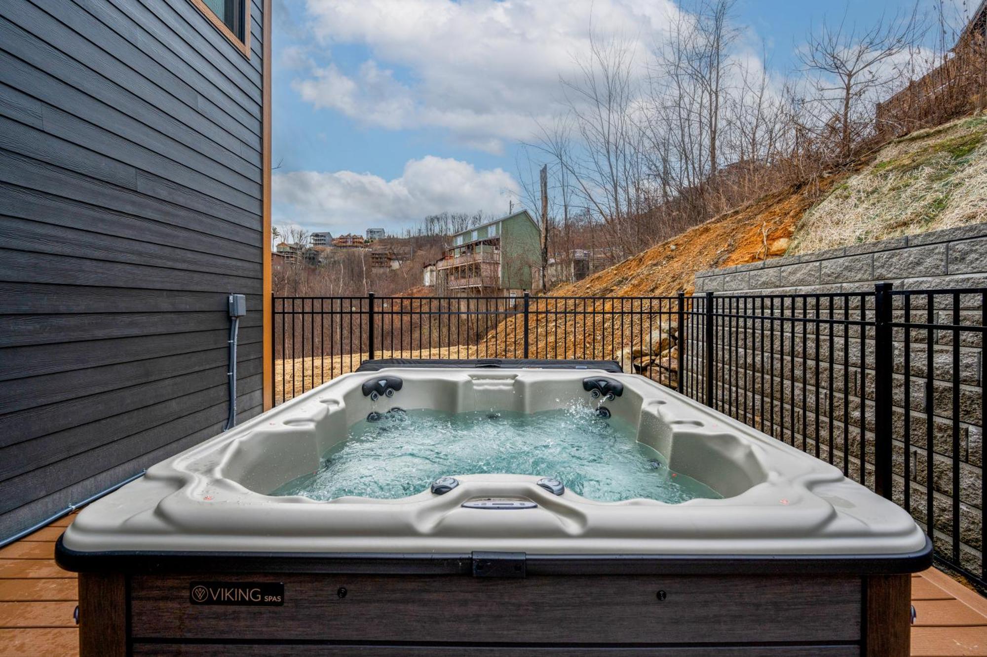 Mountain Mermaid Villa Гетлинбург Екстериор снимка