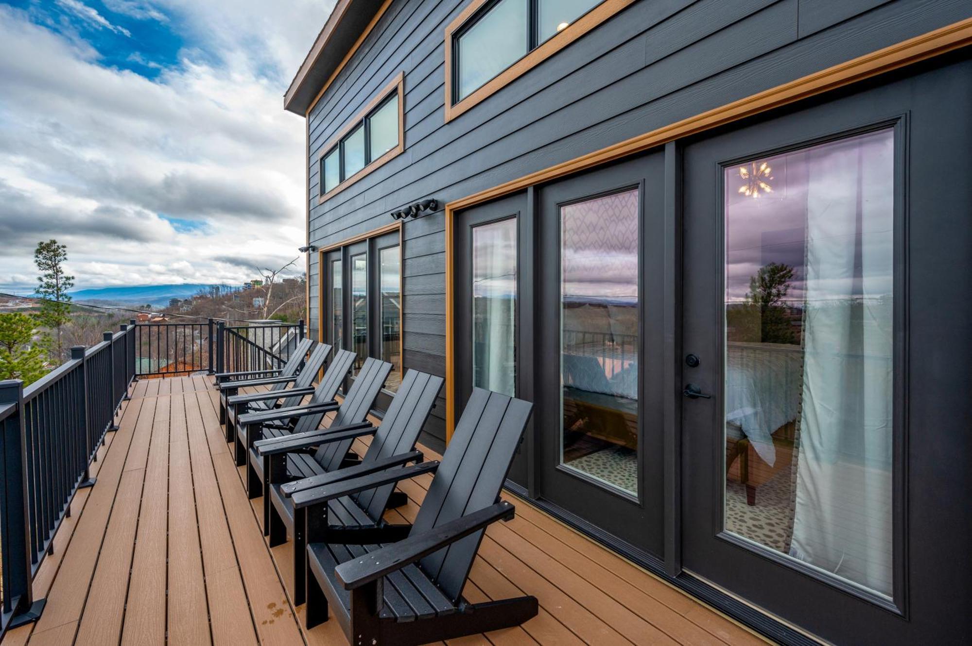 Mountain Mermaid Villa Гетлинбург Екстериор снимка